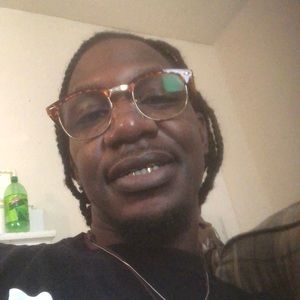 Meet your Posher, Charles